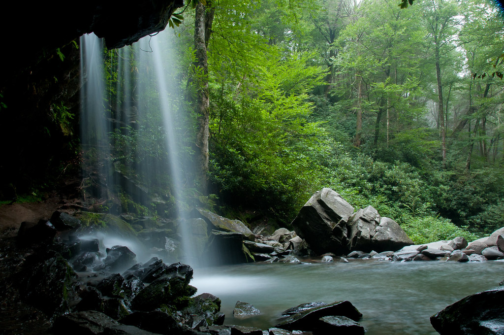 family-friendly hikes smoky mountain